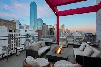 Courtyard By Marriott Dallas Downtown/reunion District in Dallas, Tx