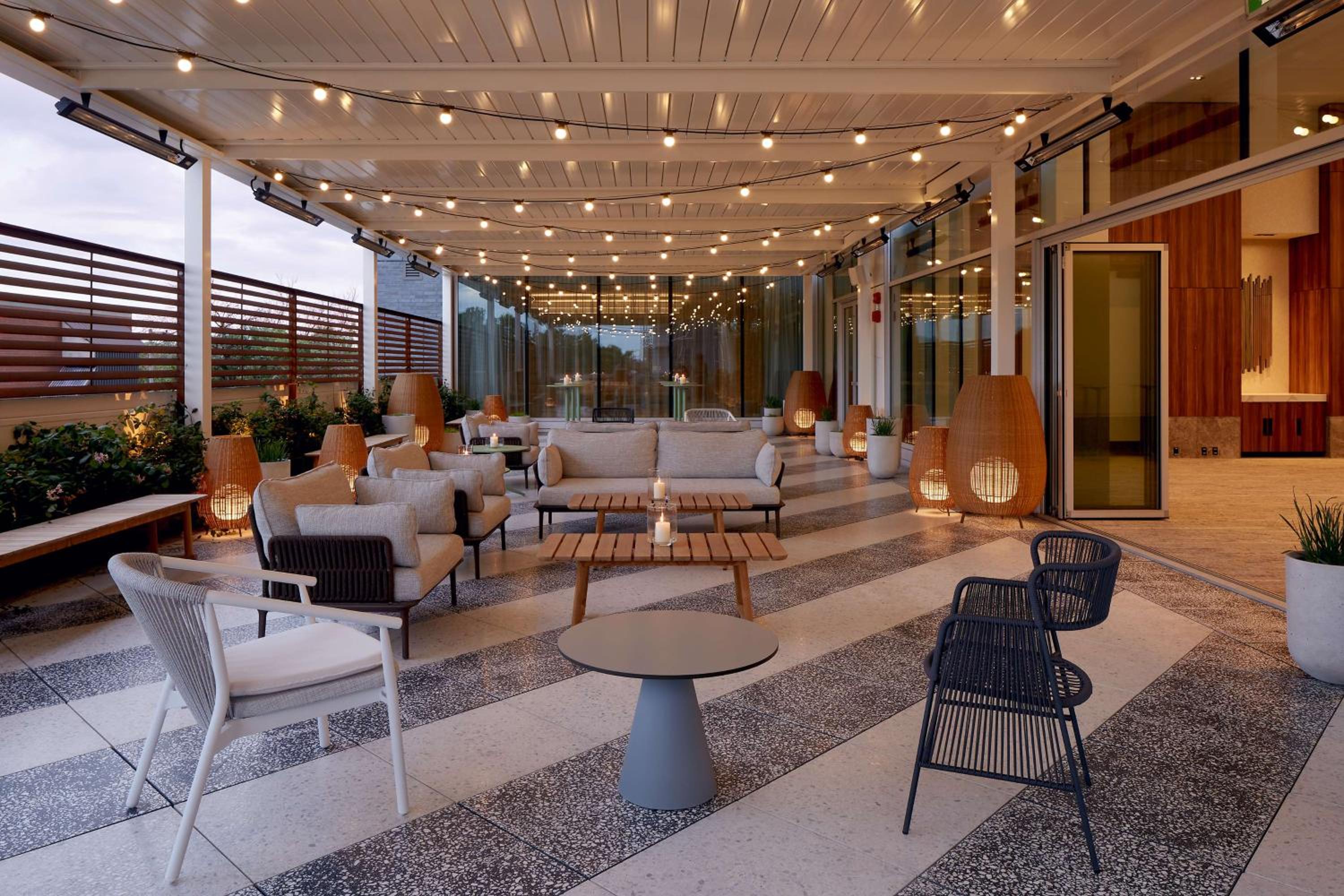 Homewood Suites by Hilton Montreal Midtown in Montreal