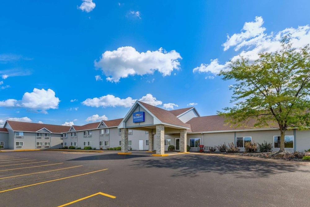 Baymont by Wyndham Baldwin in Baldwin, Wi
