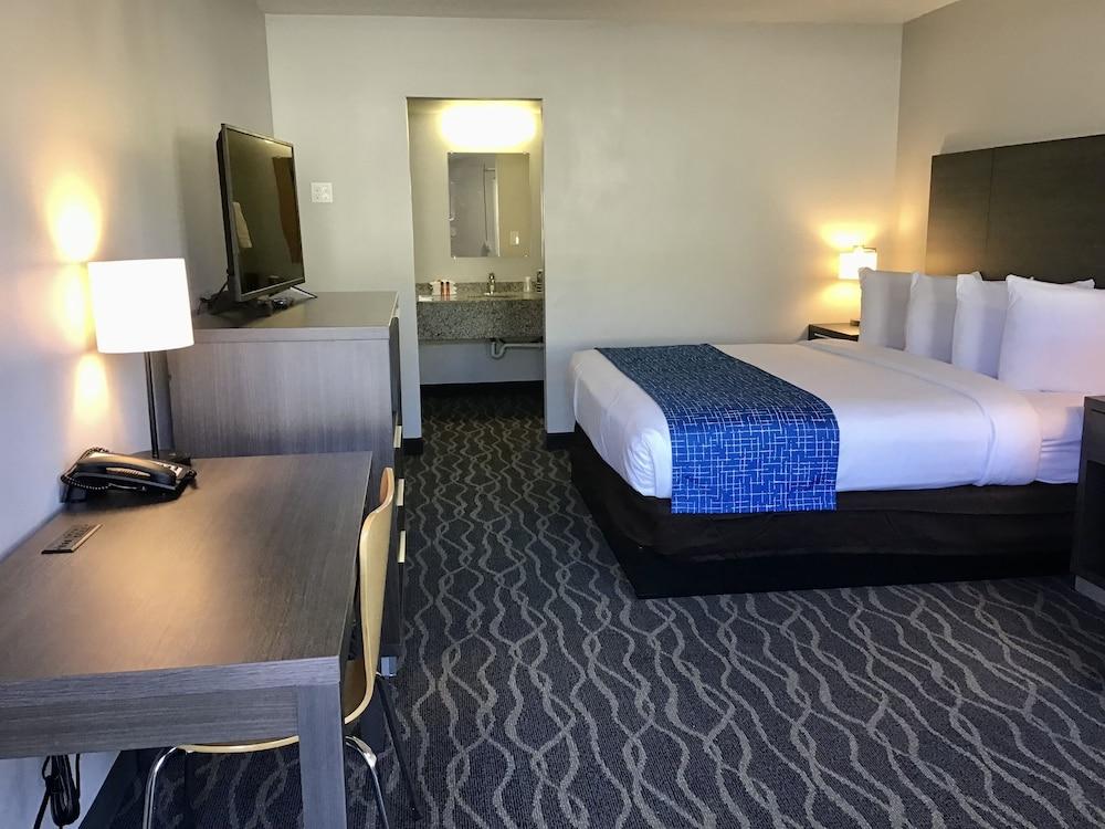 Travelodge Inn & Suites by Wyndham Missoula University Park in Missoula