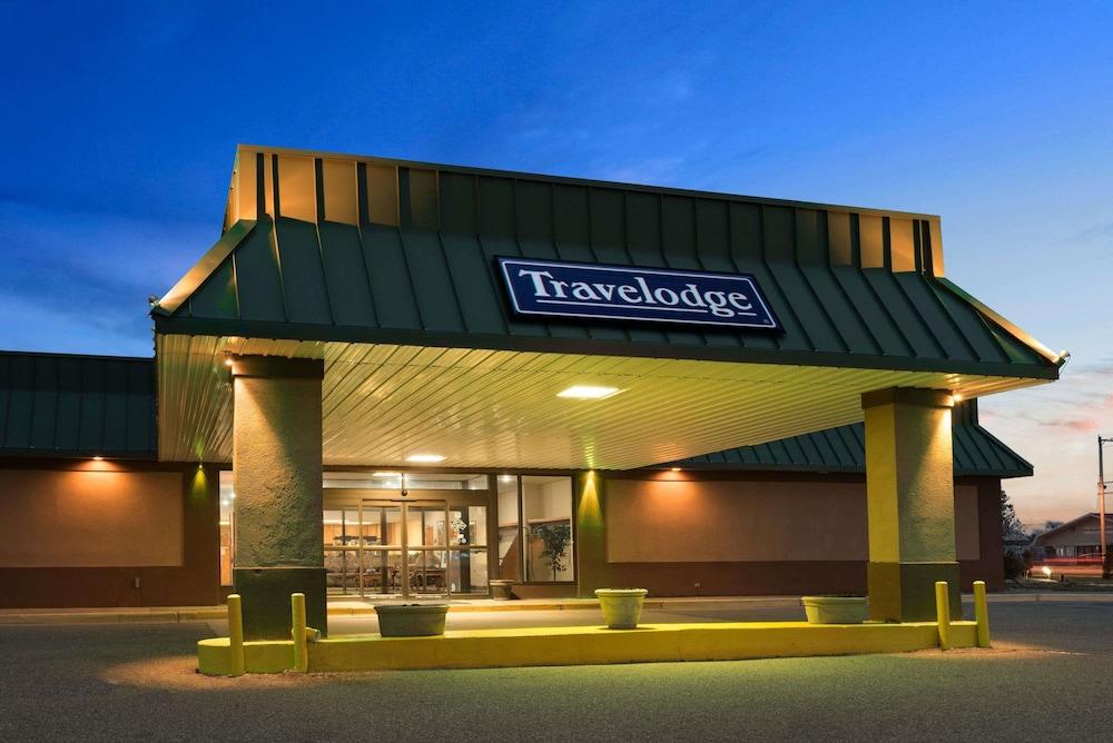 Travelodge by Wyndham Sturgis in Sturgis, Sd