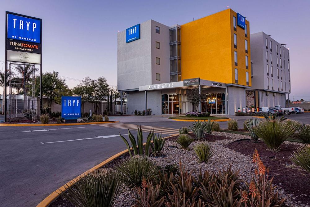 TRYP by Wyndham San Luis Potosi Hotel & Suites in San Luis Potosi