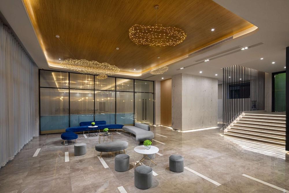Microtel by Wyndham Hangzhou in Hangzhou