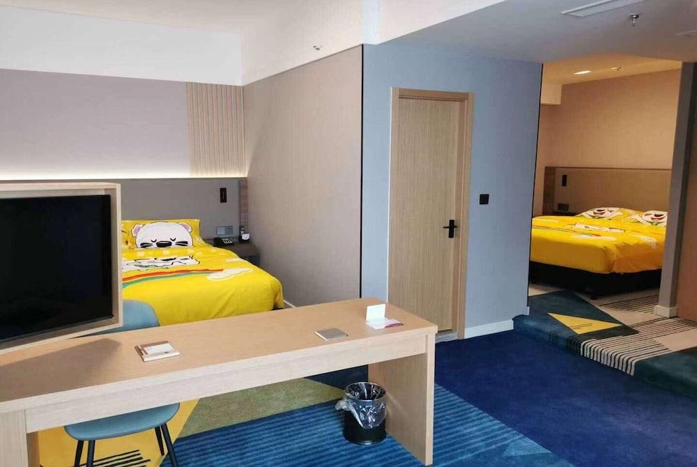 Ramada Encore by Wyndham Qingdao Shinan in Qingdao