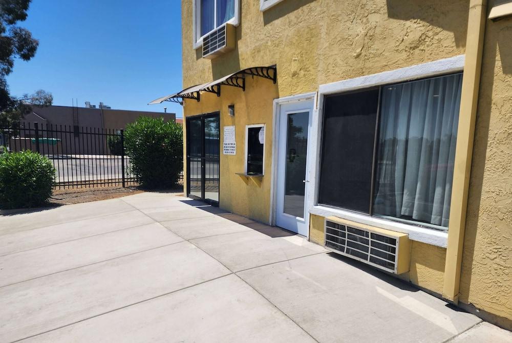 Travelodge by Wyndham Stockton in Stockton, Ca