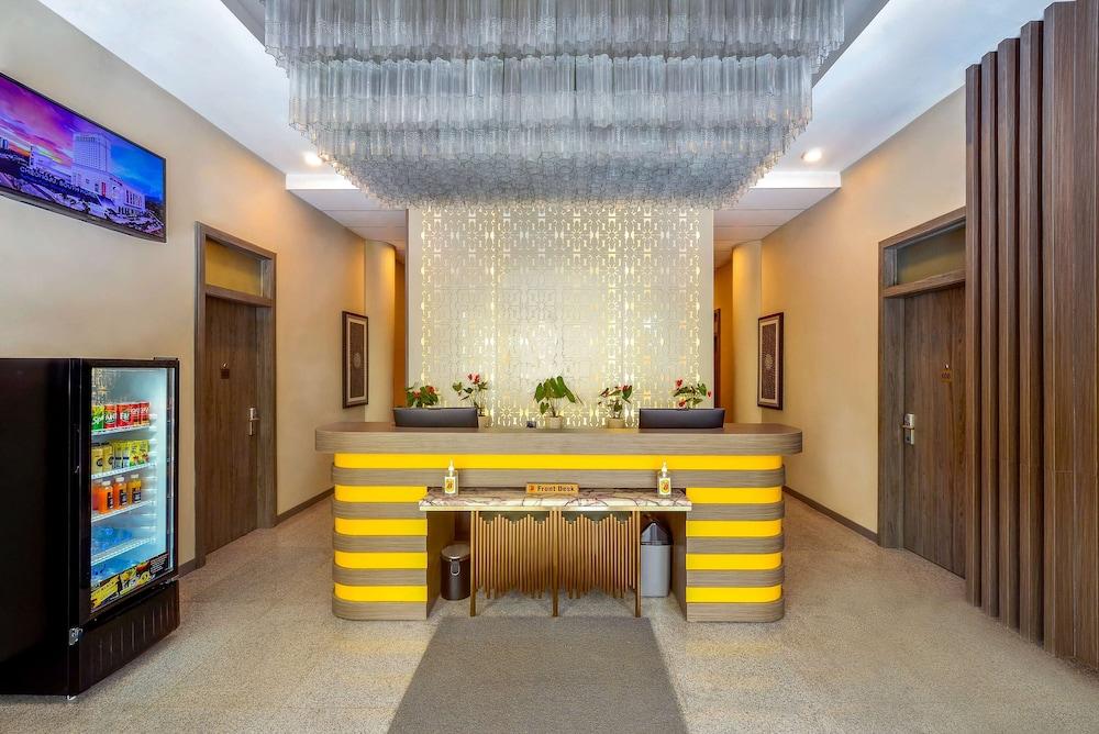Super 8 By Wyndham Solo Indonesia in Solo City Or Surakarta