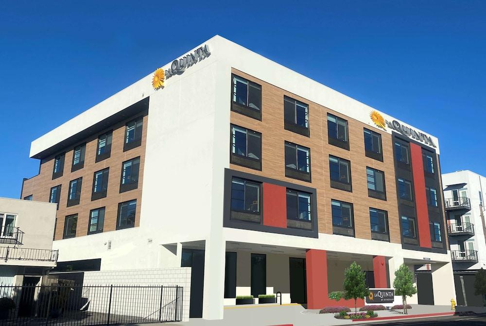 La Quinta Inn & Suites by Wyndham San Jose Silicon Valley in San Jose, Ca