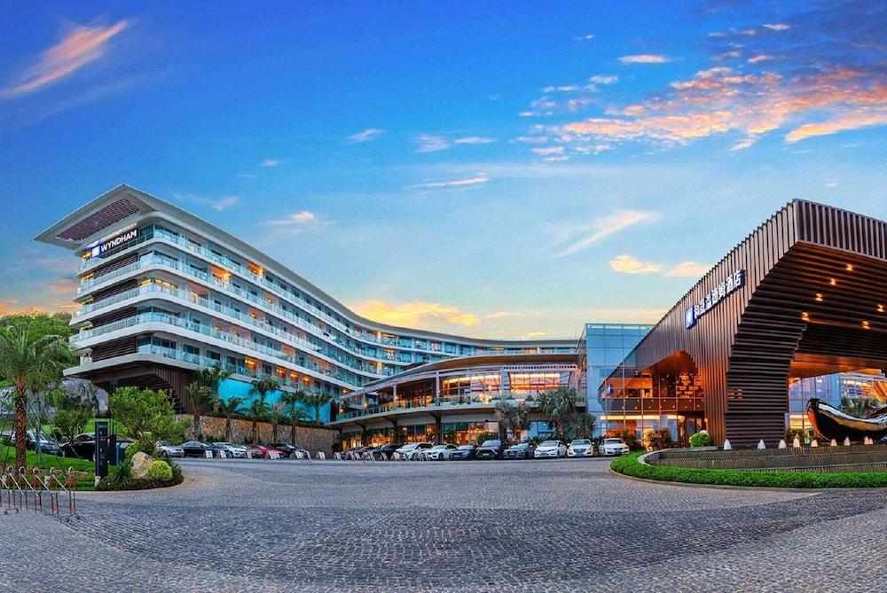 Wyndham Wenzhou Cangnan Resort in Wenzhou
