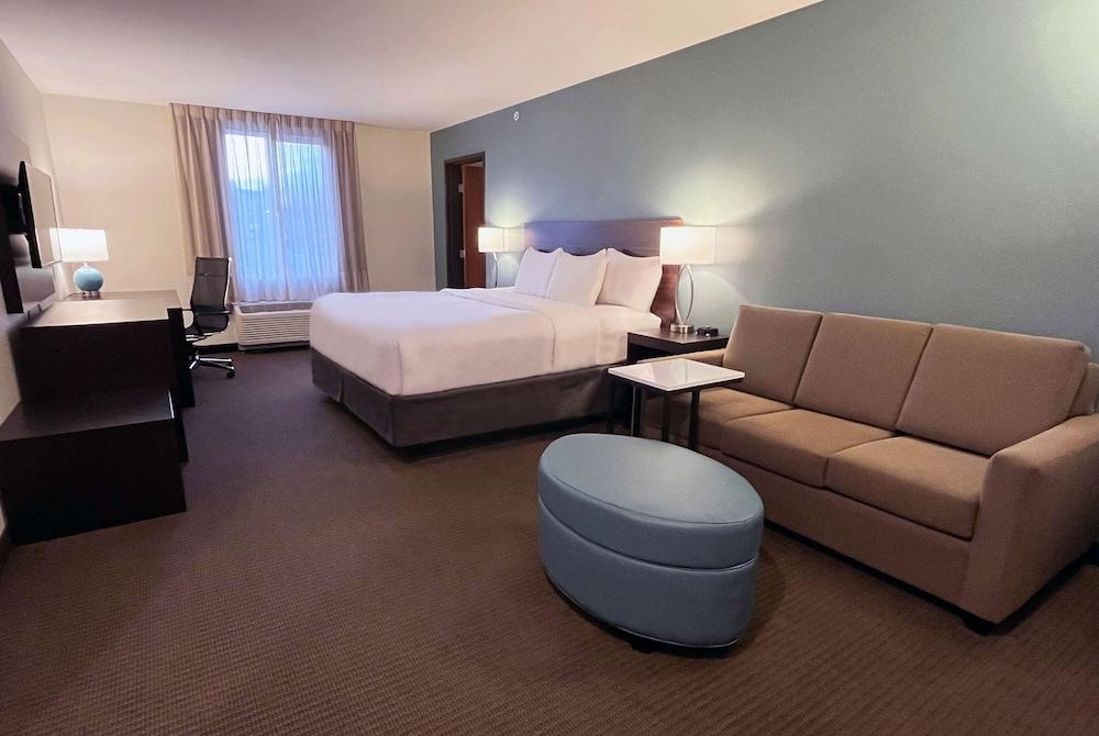 La Quinta Inn & Suites by Wyndham Wenatchee in Wenatchee, Wa