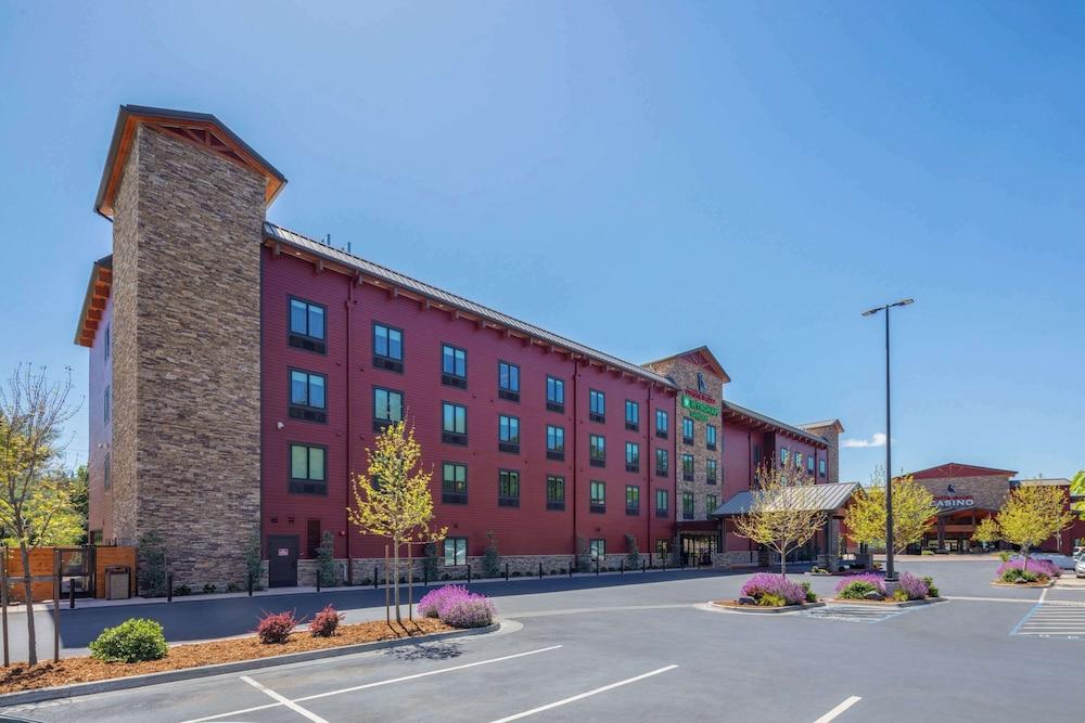 Wyndham Garden Redwood Valley/Ukiah in Ukiah, Ca