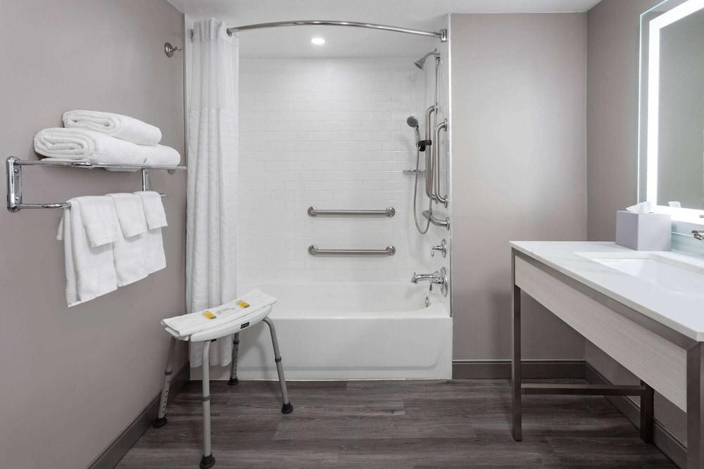 Super 8 By Wyndham Baltimore Northwest in Baltimore, Md