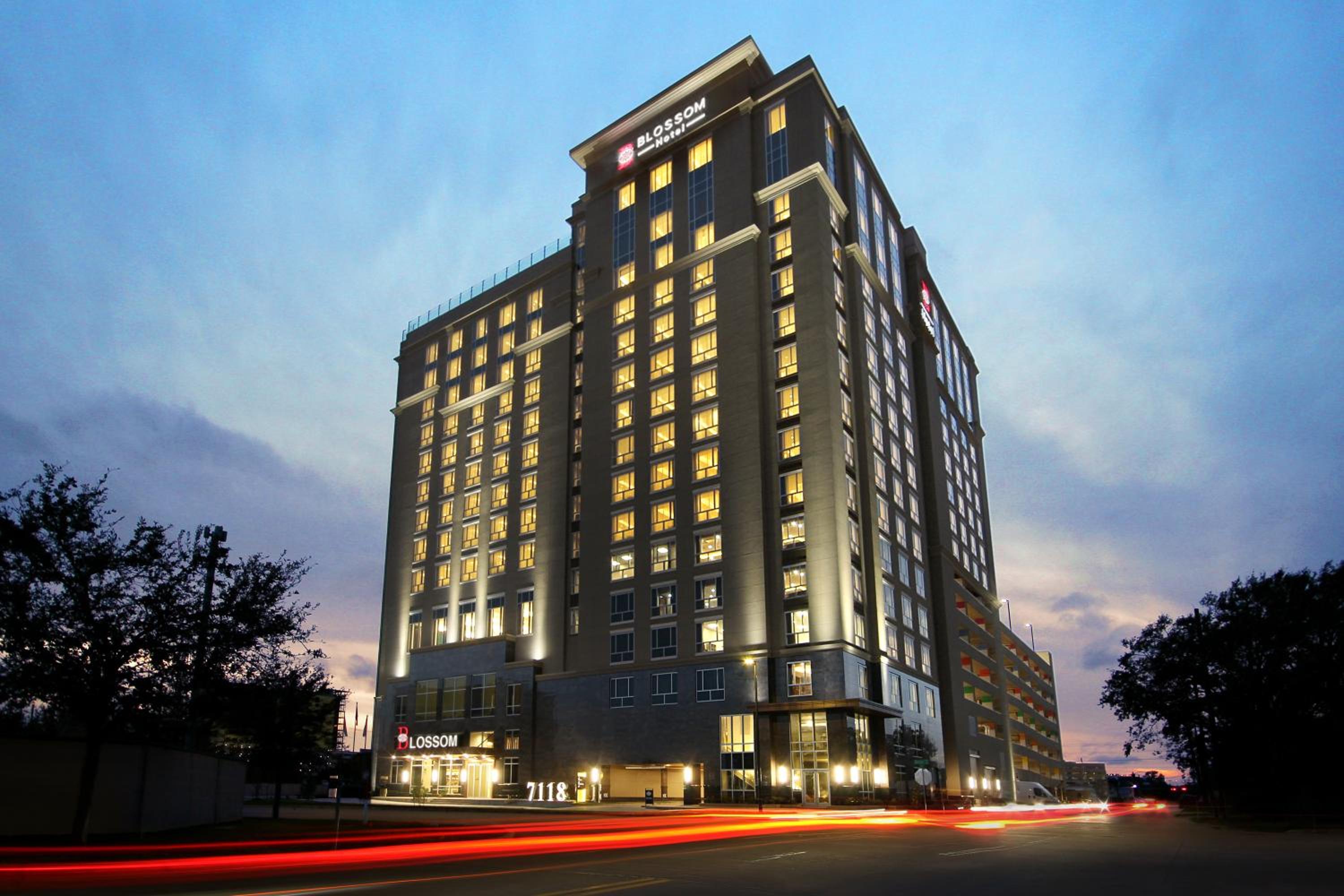 Blossom Hotel Houston, Curio Collection by Hilton in Houston, Tx