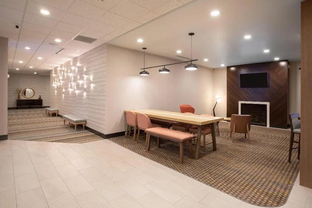 Holiday Inn Glendale - Stadium & Ent Dist by IHG in Glendale-Az