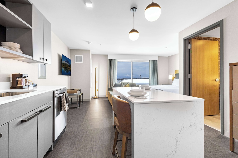 Homewood Suites by Hilton Colorado Springs Airport, CO in Colorado Springs