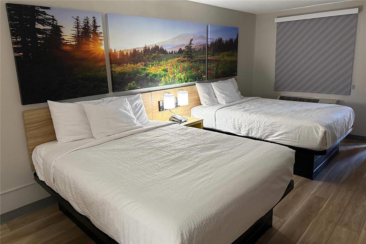 Days Inn by Wyndham Reno in Reno